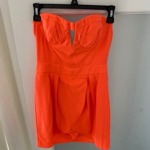 NWT Orange romper super cute & short